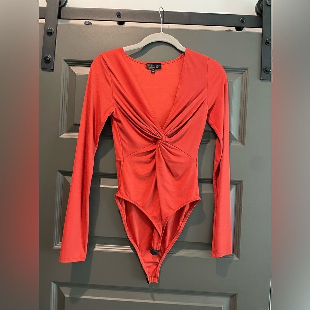 NWOT  TOPSHOP  bodysuit